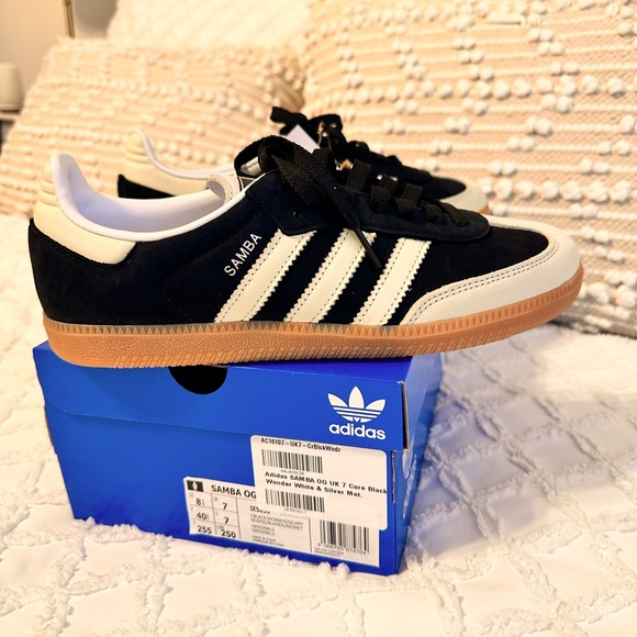 adidas Shoes - NWT Adidas Samba OG